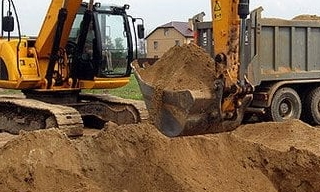 Выкопать яму экскаватором в Воскресенске от 931 руб. - ИП Садыков В. Р. 